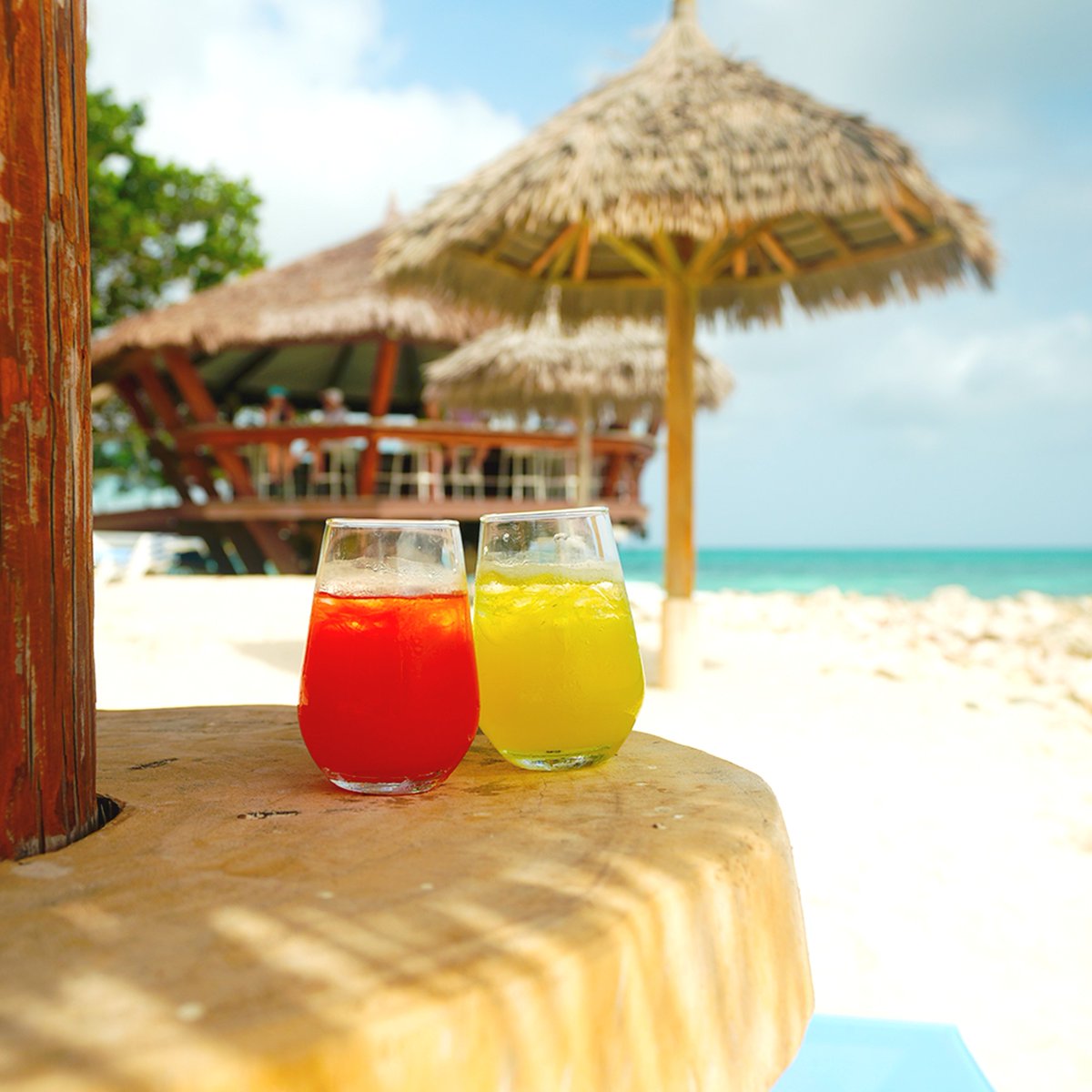 Ready to take it easy after a busy day? Take time to truly relax and enjoy the relaxing vibes of drinks on the beach under the palapas on the beach 🍹 

Learn more about what we're serving up at our bars and lounges—bit.ly/3Gq1KOL