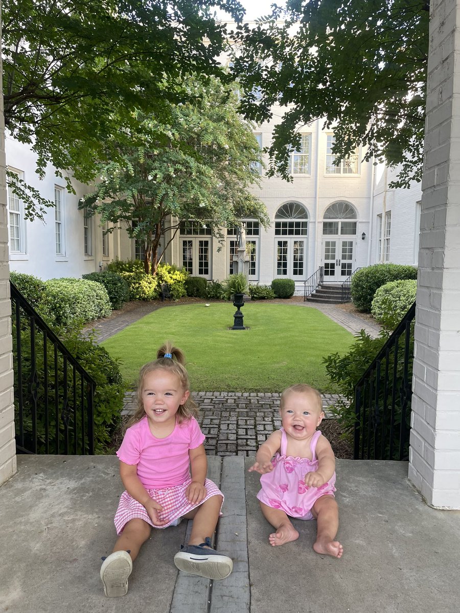emlwaters's tweet image. How it started (2022) ✨
vs
How it’s going (2025) ♥️ ♥️
Love God. Get married. Have kids.