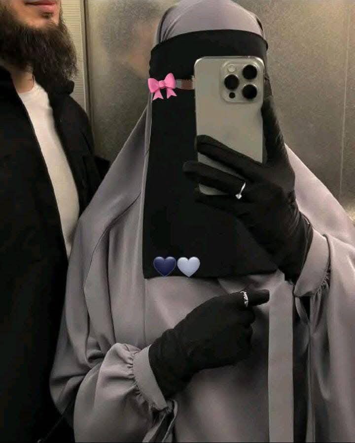 MujaheedNafiu's tweet image. Tsarki ya tabbata ga wanda ya qawata mazaje da kishi. Albarka ta tabbata ga matar da mai kishi ke sonta .❤️🤍

سبحان من زين الرجال بالغيرة هنيئا لأنثى يحبها رجل غيور. ❤️🤍