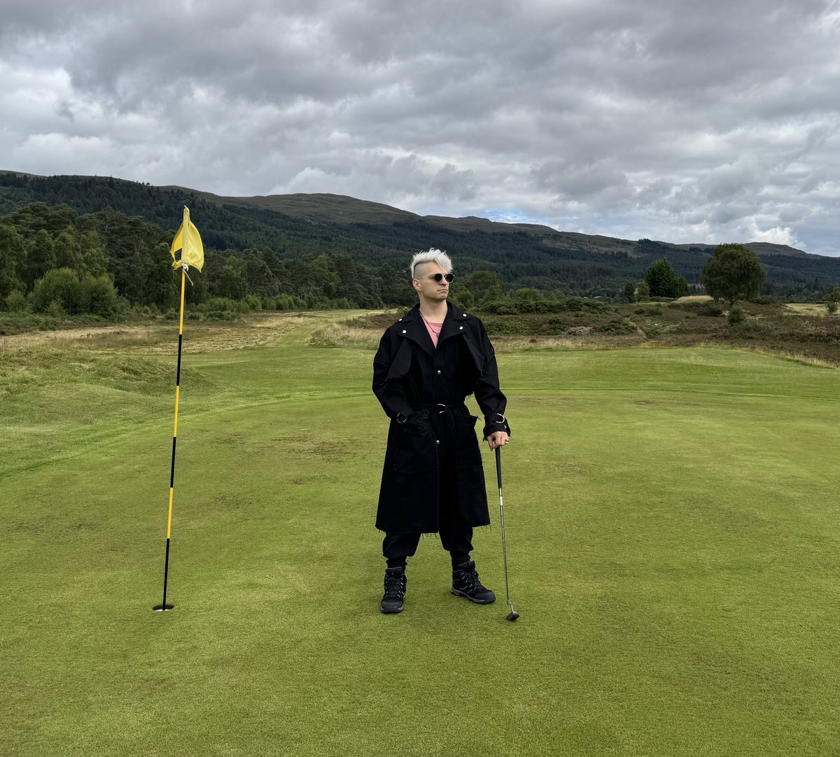 MacroMate8's tweet image. up 1000x on pa ytd and did absolutely fuck all
maybe key to life is golfing in black denim