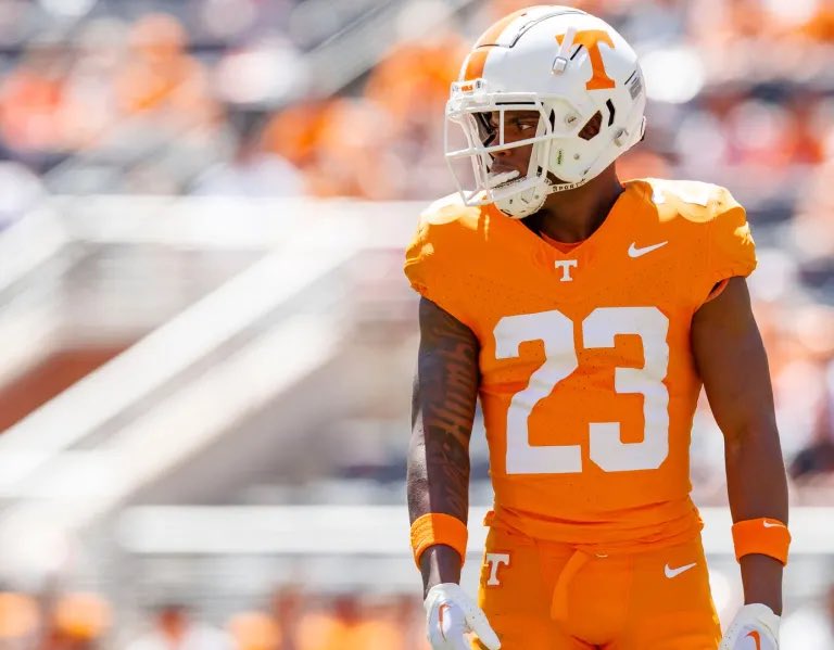 🚨BREAKING🚨 Boo Carter has reportedly returned to Knoxville and “very well could be” at the team meeting tonight‼️🍊

Per Austin Price at VolQuest