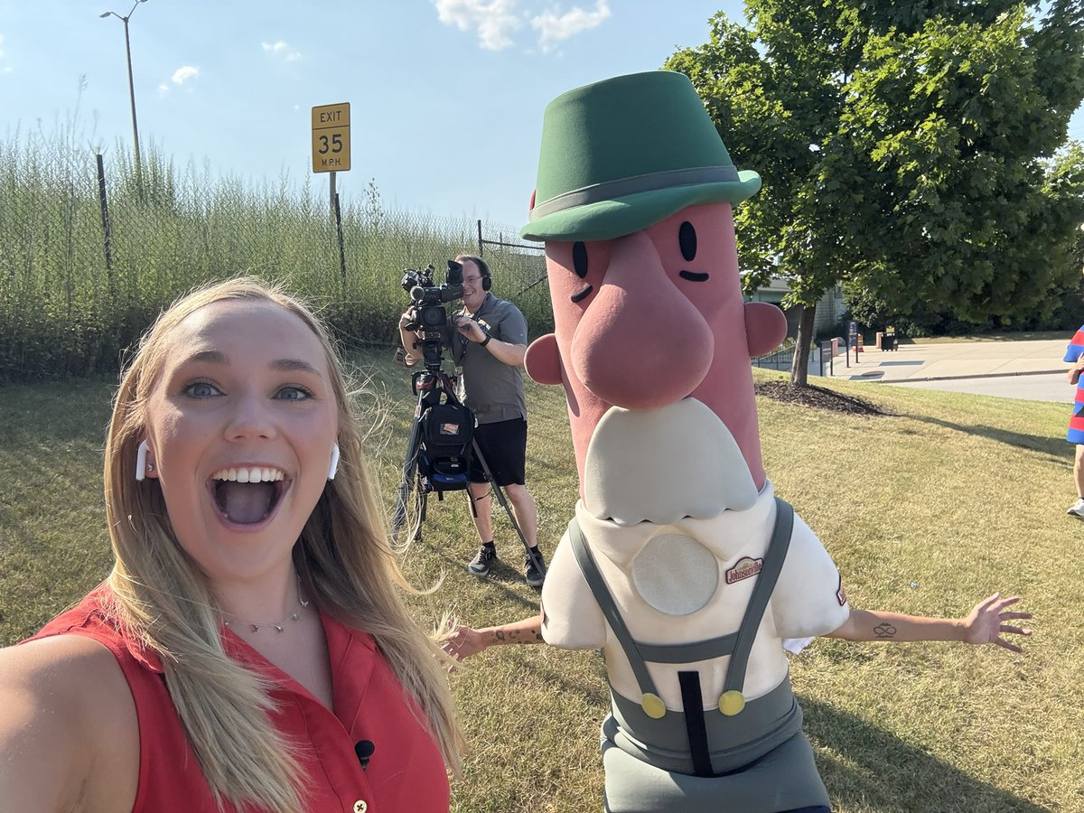 Andie Bernhardt tweet media
