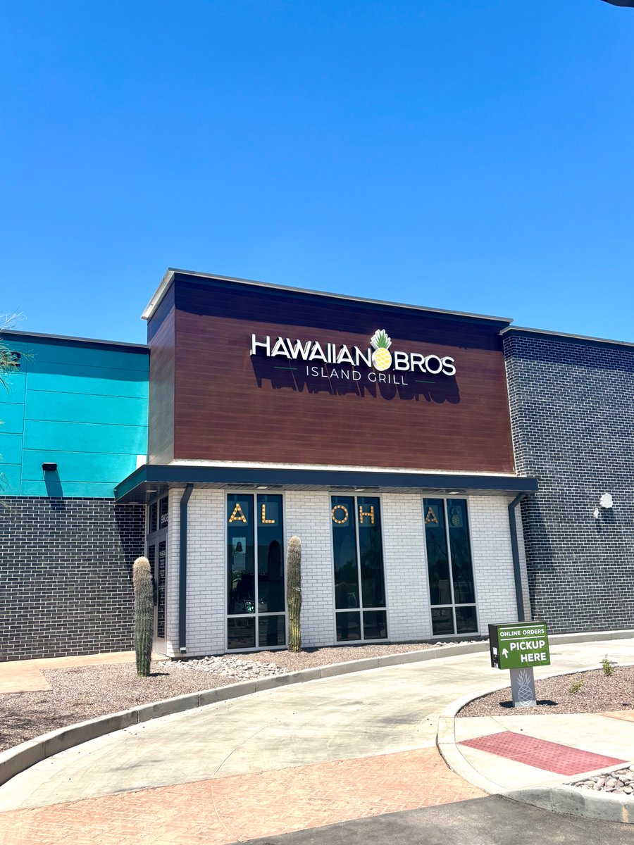Aloha, Phoenix! 🤙We’re officially open at 9802 W. McDowell Road, Phoenix, AZ, and we can’t wait to meet you! If you’re in the area, stop by today! 🎉 #hawaiianbros #hbros #grandopening #mcdowell #phoenix #arizona