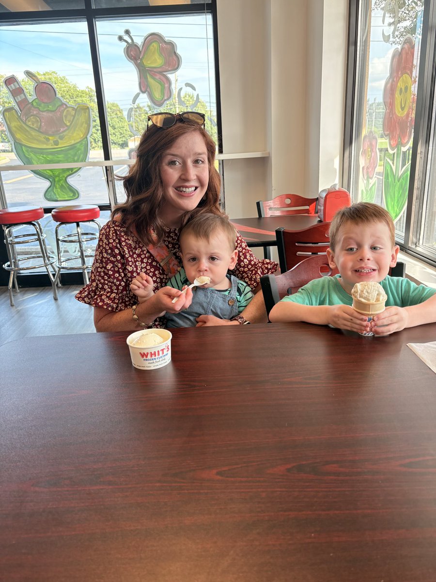 Thank you Whit's Frozen Custard Norris Lake - Halls, TN for great food and great community support!  Don’t forget to come see them tonight to support the Kings!