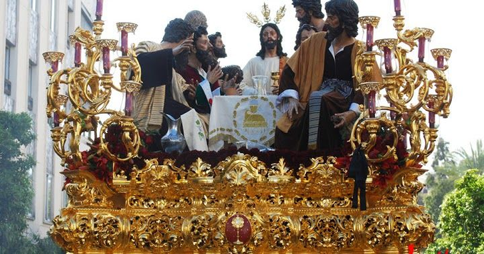 Los dos pasos de la Hermandad de la Cena saldrán en tramos distintos en la Magna de Córdoba del 11 de octubre