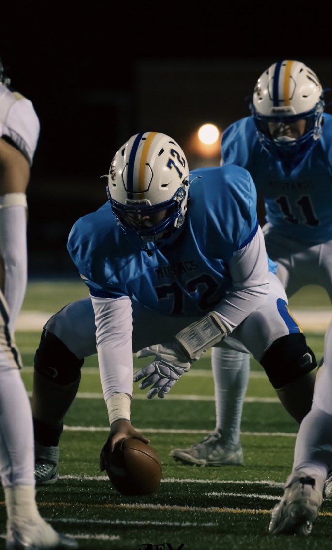 Brandon Carroll (@brandoncarrollc) on Twitter photo Brandon Carroll •📚Class of 2027 •📍Sahuarita HS • 🏈 Right tackle - Center - Guard • GPA -3.4 • NCAA ID -2411465331
Can’t wait till the first game !!
<a href="/Coach_J_Allen/">Jake Allen</a> <a href="/CoachTeyechea/">Coach T</a> <a href="/CoachCarbajalOL/">Coach John Carbajal</a> <a href="/jdallen12/">Dave Allen</a> Brandon Carroll •📚Class of 2027 •📍Sahuarita HS • 🏈 Right tackle - Center - Guard • GPA -3.4 • NCAA ID -2411465331
Can’t wait till the first game !!
<a href="/Coach_J_Allen/">Jake Allen</a> <a href="/CoachTeyechea/">Coach T</a> <a href="/CoachCarbajalOL/">Coach John Carbajal</a> <a href="/jdallen12/">Dave Allen</a>