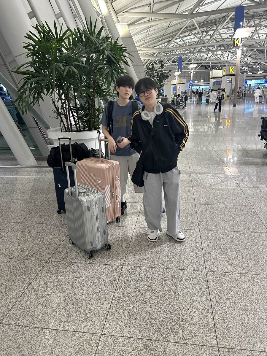 yeoleum_ow's tweet image. いい関係すぎるね