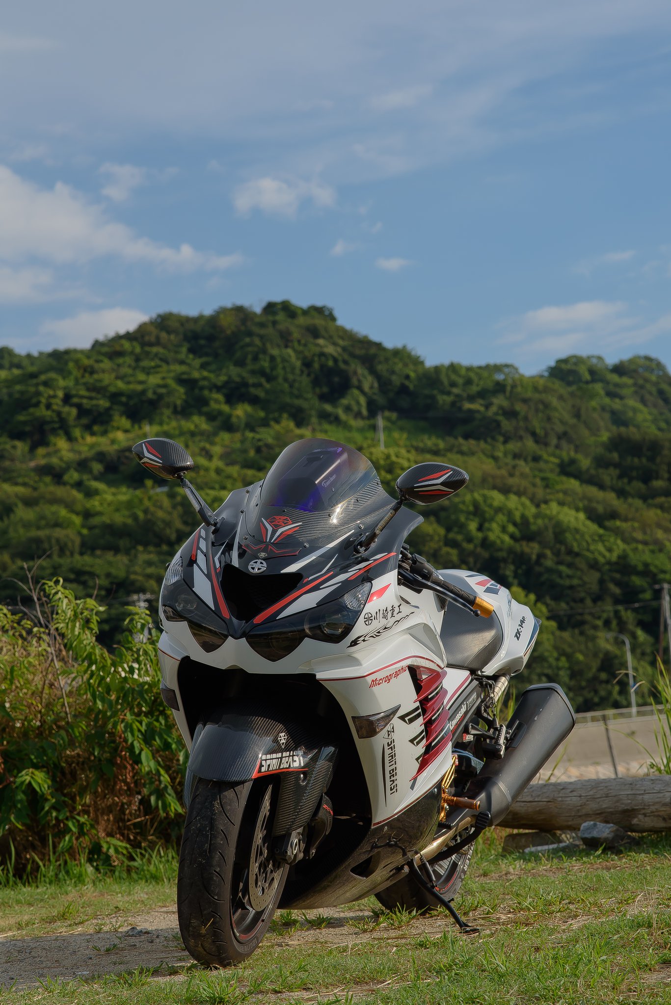 太陽と雫 Kawasaki Ninja ZX-25R Yoshimura Full System R-11 Street