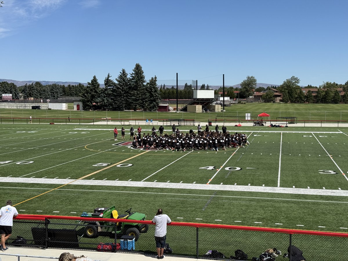 Colby Bossert (@bossertcolby) on Twitter photo Had a great time at the CWU Football Camp this past weekend with my teammate <a href="/TreAustin46736/">Richard “Tre” Austin</a>!
Thank you for the invite <a href="/coachbradycrane/">Coach Brady Crane</a>. <a href="/CoachFerriter/">Mike Ferriter</a> <a href="/CWUFB/">CWU Football</a> #CWUFootball Had a great time at the CWU Football Camp this past weekend with my teammate <a href="/TreAustin46736/">Richard “Tre” Austin</a>!
Thank you for the invite <a href="/coachbradycrane/">Coach Brady Crane</a>. <a href="/CoachFerriter/">Mike Ferriter</a> <a href="/CWUFB/">CWU Football</a> #CWUFootball