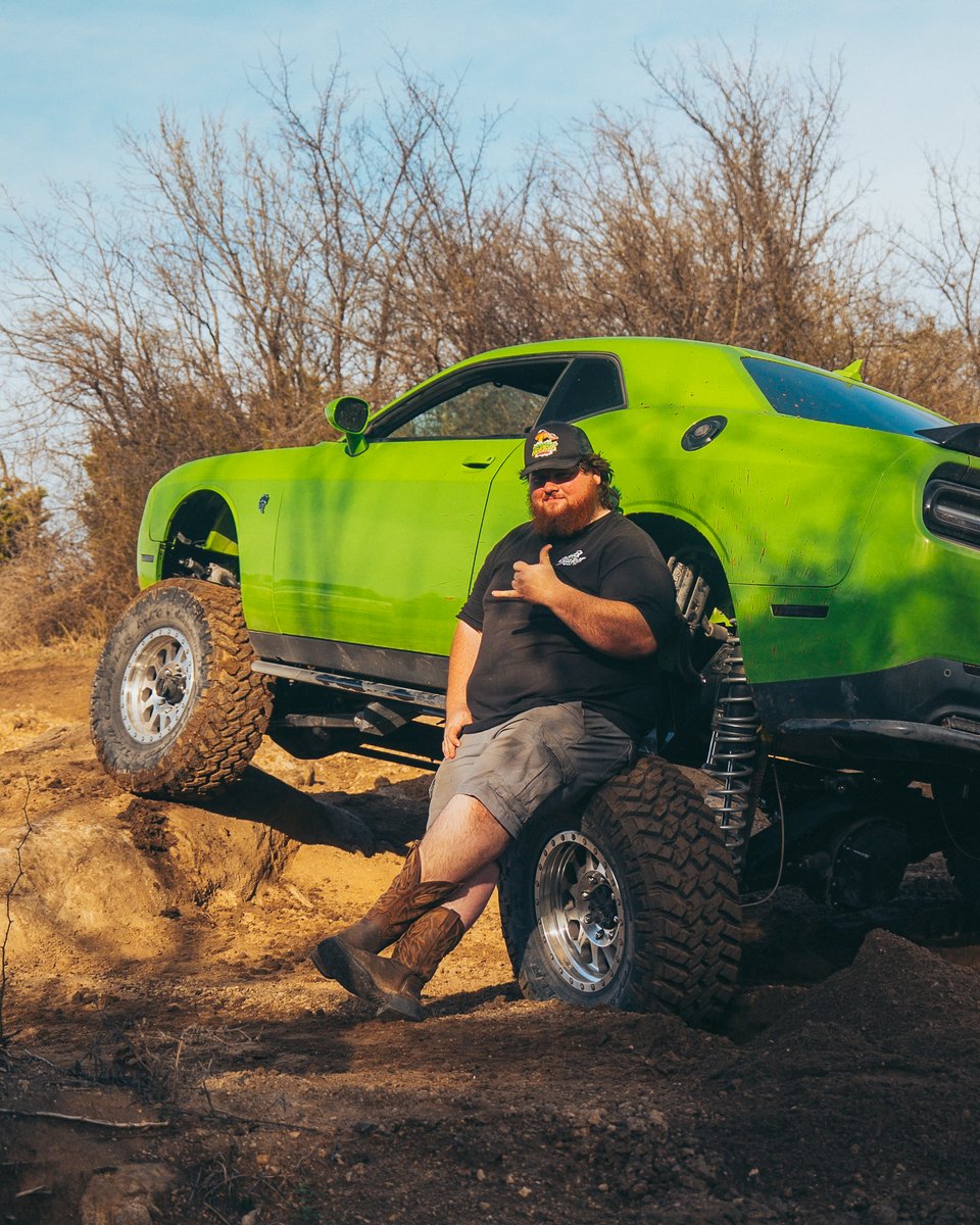 westengw's tweet image. This Hellcat aint for the streets lol...