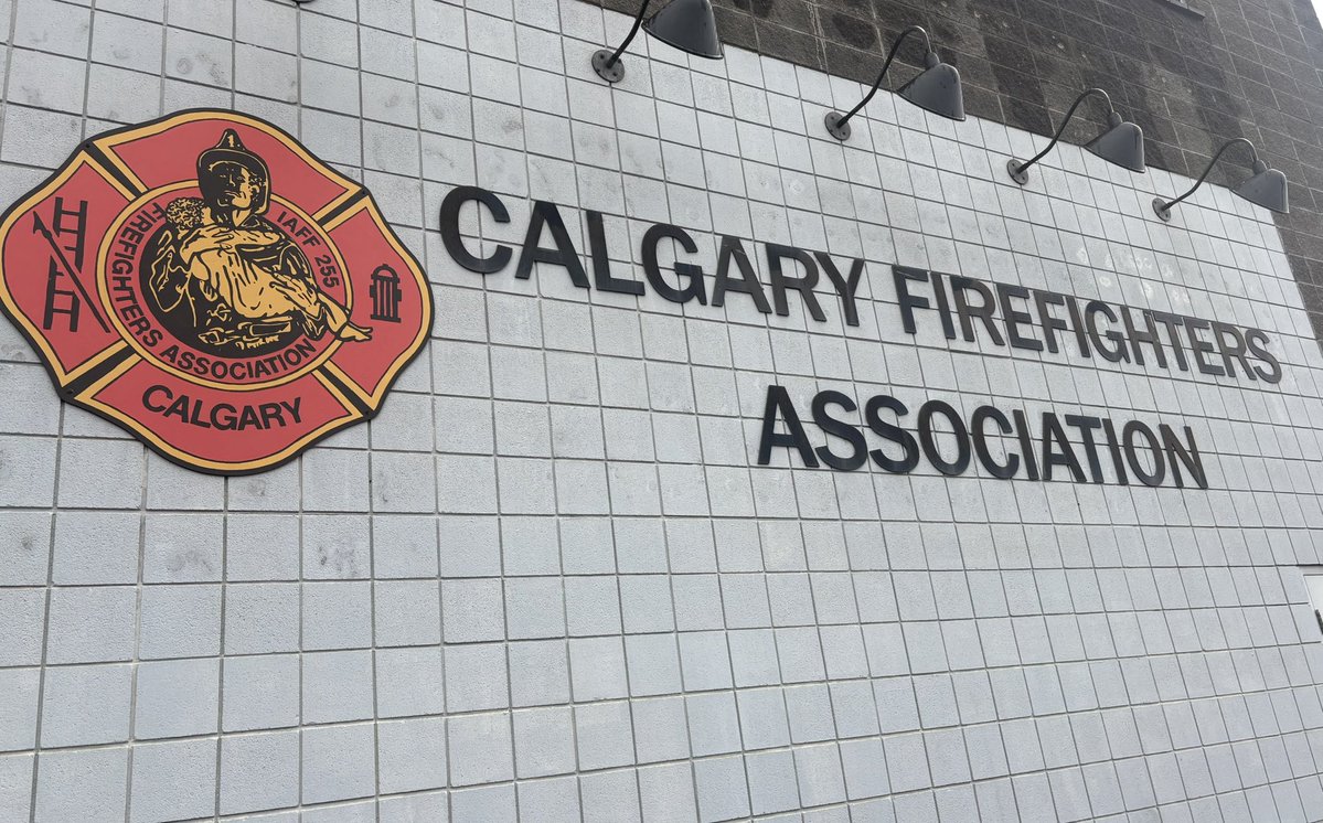 ShaneByciuk's tweet image. I met with the @CGYFireFighters Association today to learn about their needs and challenges as #yyc continues to grow at an unprecedented rate. My core beliefs are to ensure a safe city so #yyccc needs to address this going forward.