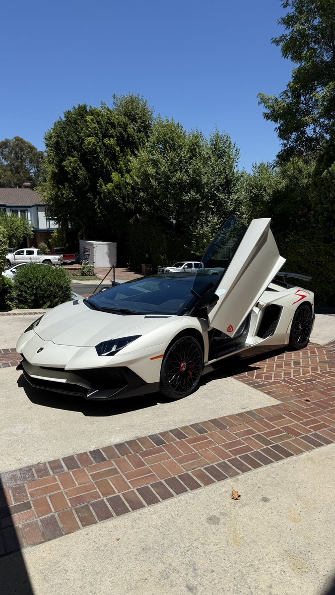 notcamcasey's tweet image. my 4 favorite cars i’ve been inside of this week