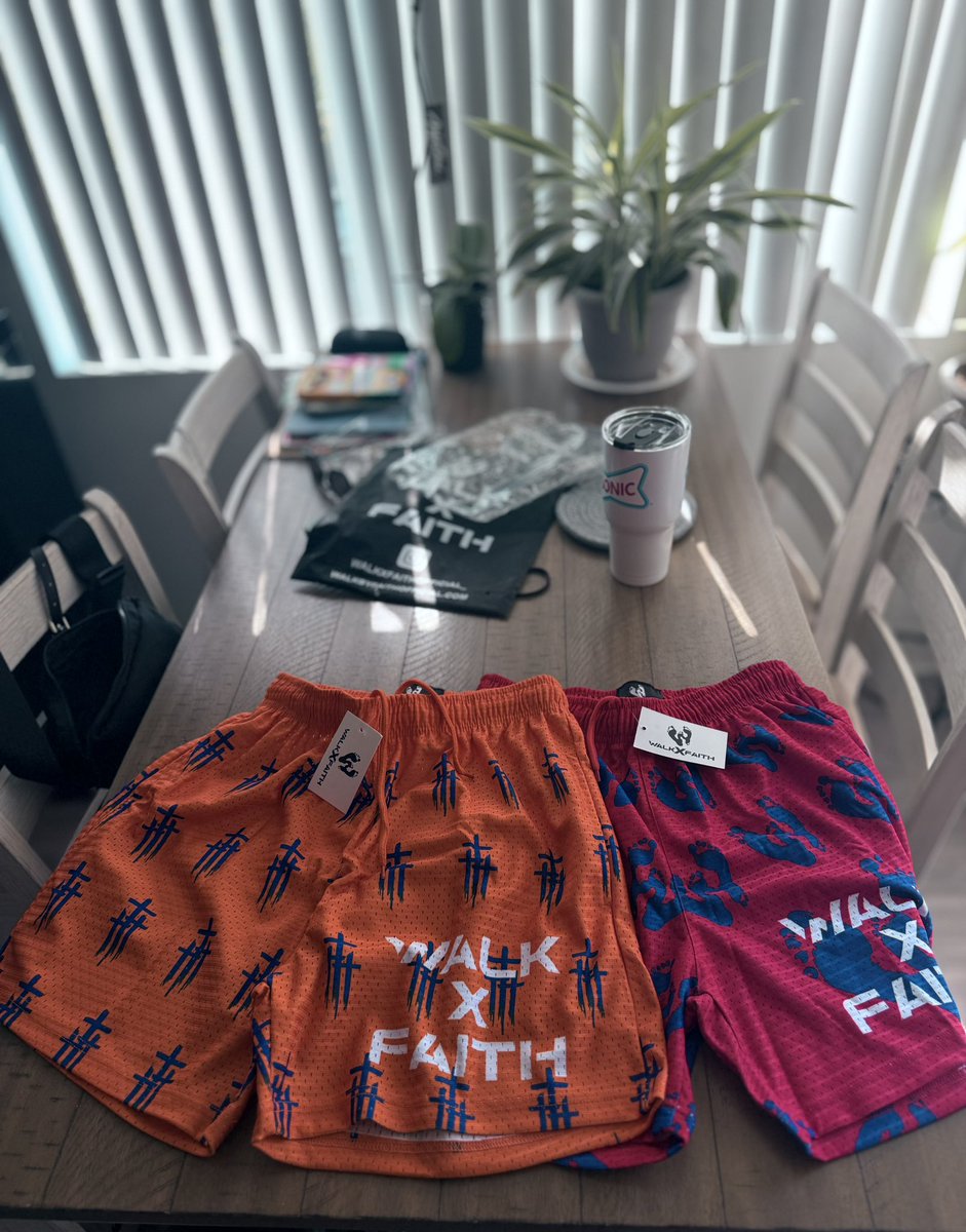 Glyphics_'s tweet image. New Shorts from Walk By Faith! 

Check out their Instagram! The brand is founded by a Las Vegas Local, and a player on the @KnightHawksIFL ! 

🟡 instagram.com/walkxfaithoffi…