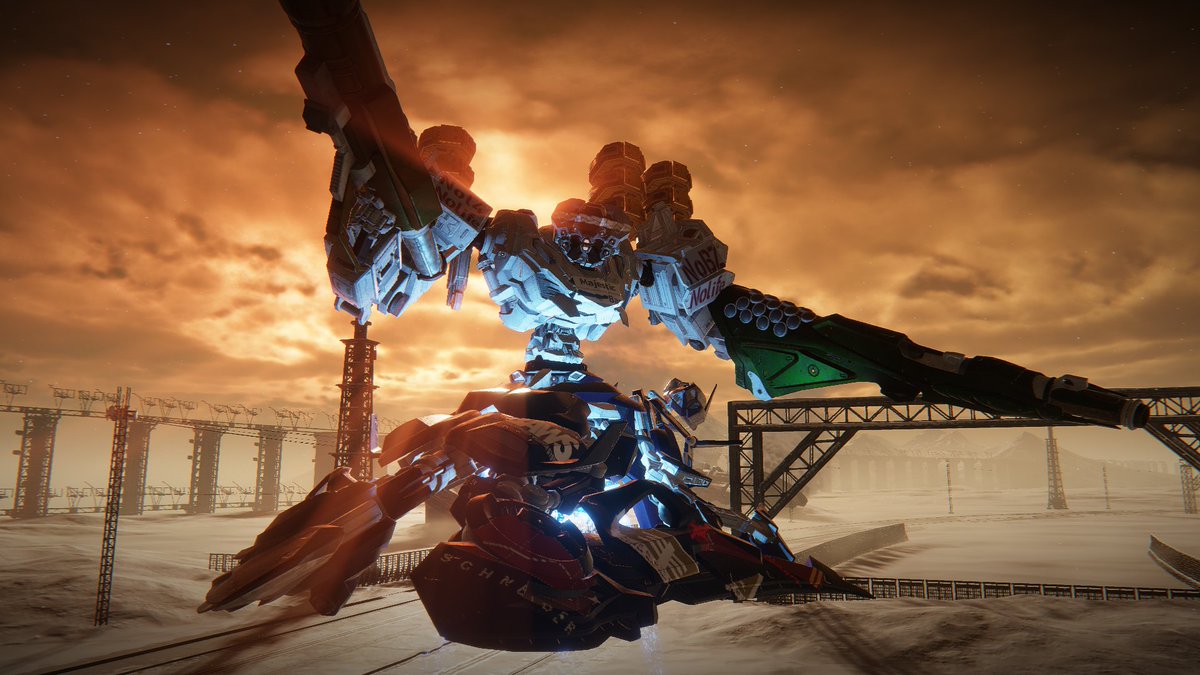 matt_hias_ac6's tweet image. #AC6 
日曜日のコミュ大会で使用し、優勝した機体です(*&apos;▽&apos;)
腕の武器は酒瓶を、両肩の武装はビールケースをイメージ
頭は鉢巻、脚は前掛け、ボディから腕は白いシャツを表現しています(*&apos;ω&apos;*)
優勝まで導いてくれて、ありがとう相棒！！