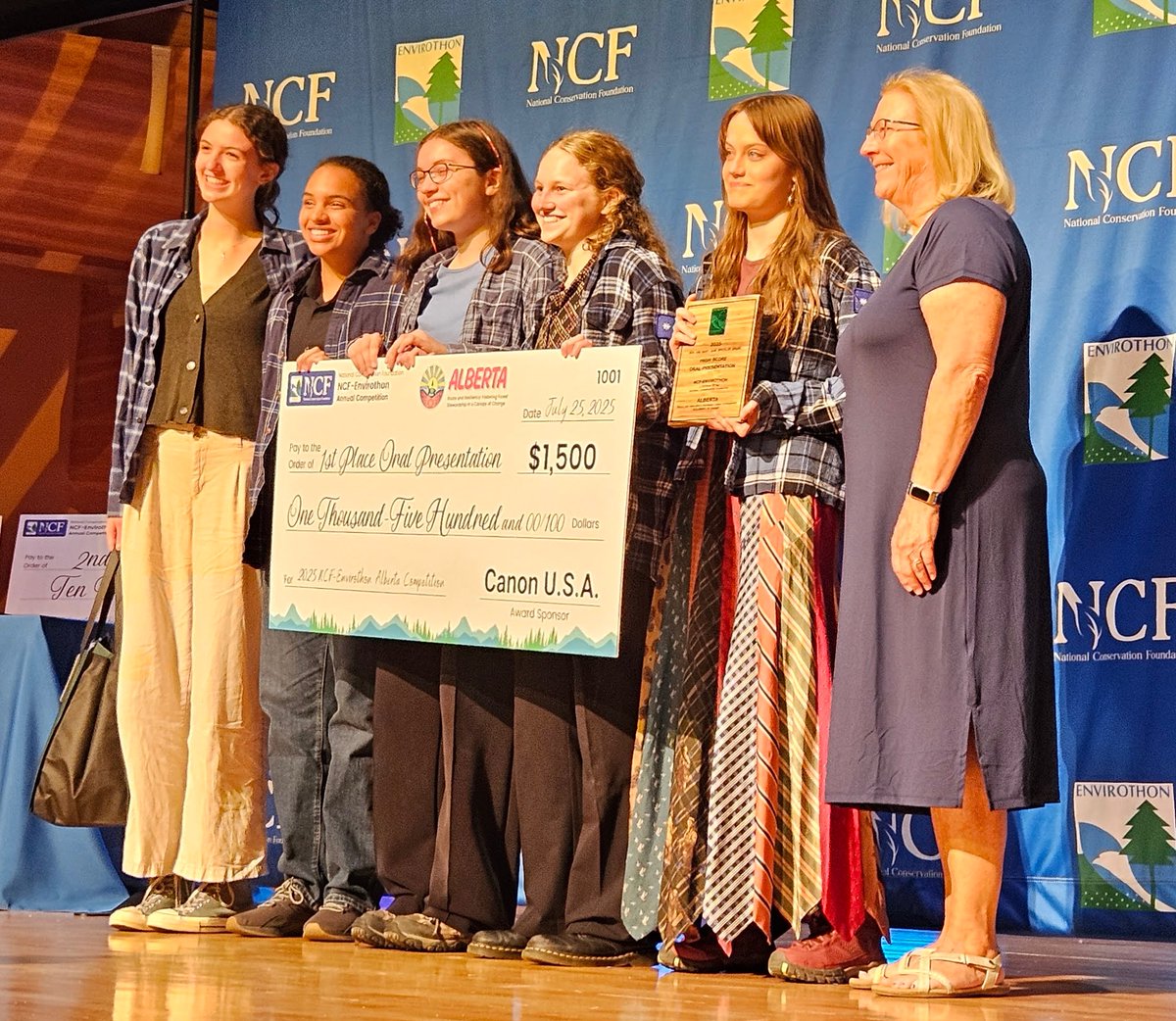 ⚓️ Minnetonka High School’s Envirothon team placed 8th at the 2025 NCF-Envirothon International Competition held July 20-26 at Mount Royal University in Calgary, Alberta #Way2Go

🥇 In addition to its 8th place finish, the team earned 1st place in the Oral Presentation component