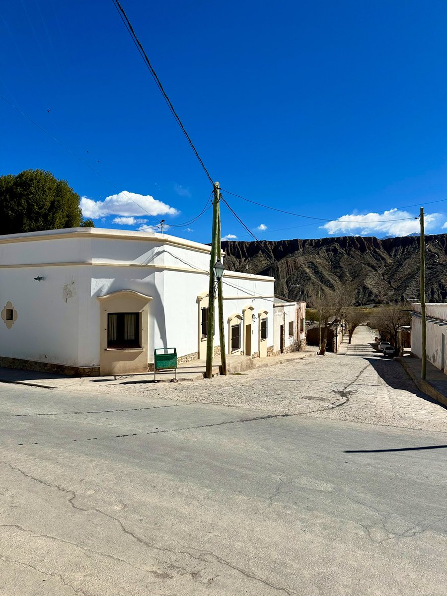 gui10road's tweet image. Hoy pasé la mañana en Payogasta y me pareció hermoso
Payogasta está ubicado a sólo 10 km de Cachi, bien en el norte de los valles calchaquíes salteños
📍Salta