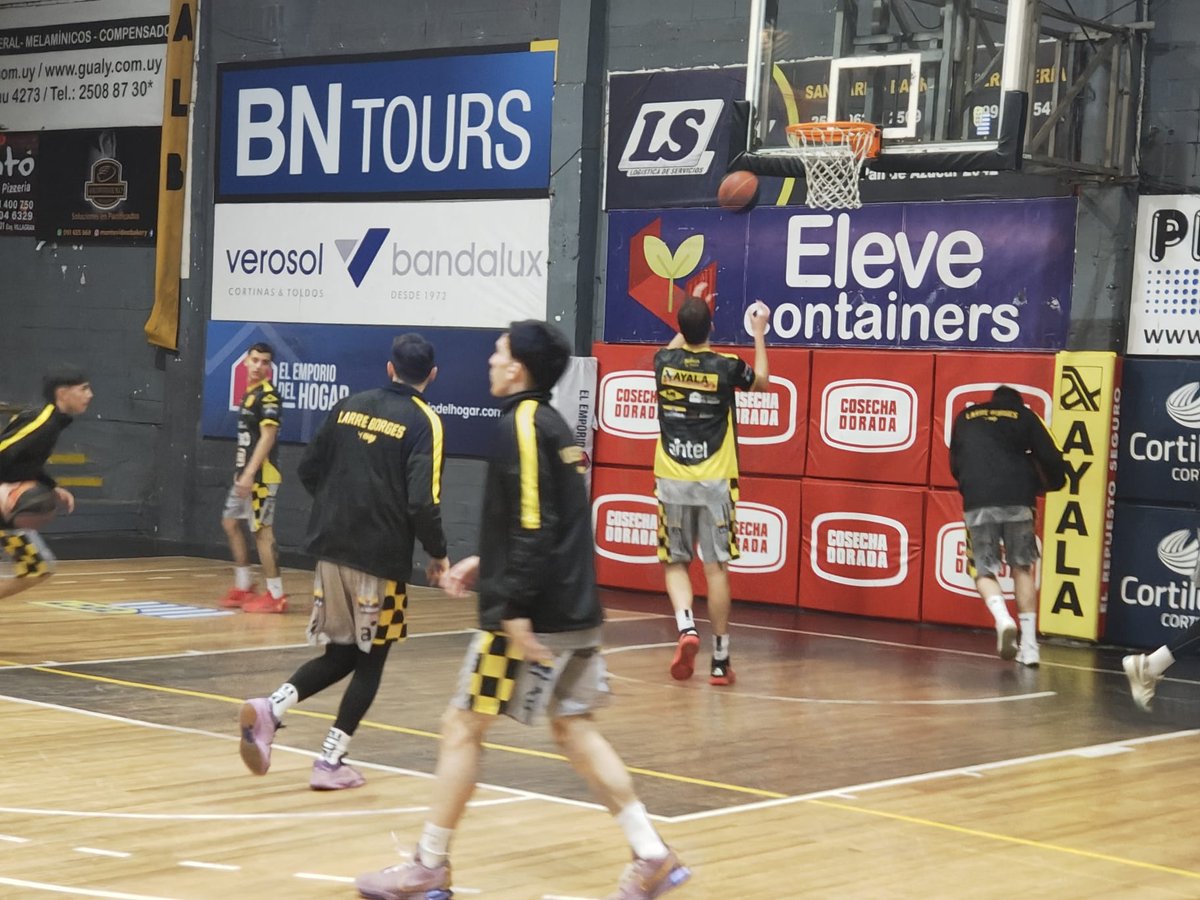 BasquetTotal's tweet image. EL ÚLTIMO DE LAS 20:15

En La Unión, Larre Bordes recibe a Verdirrojo en un duelo de líderes. 

📝 @aguceliberti 

#LDAxBT