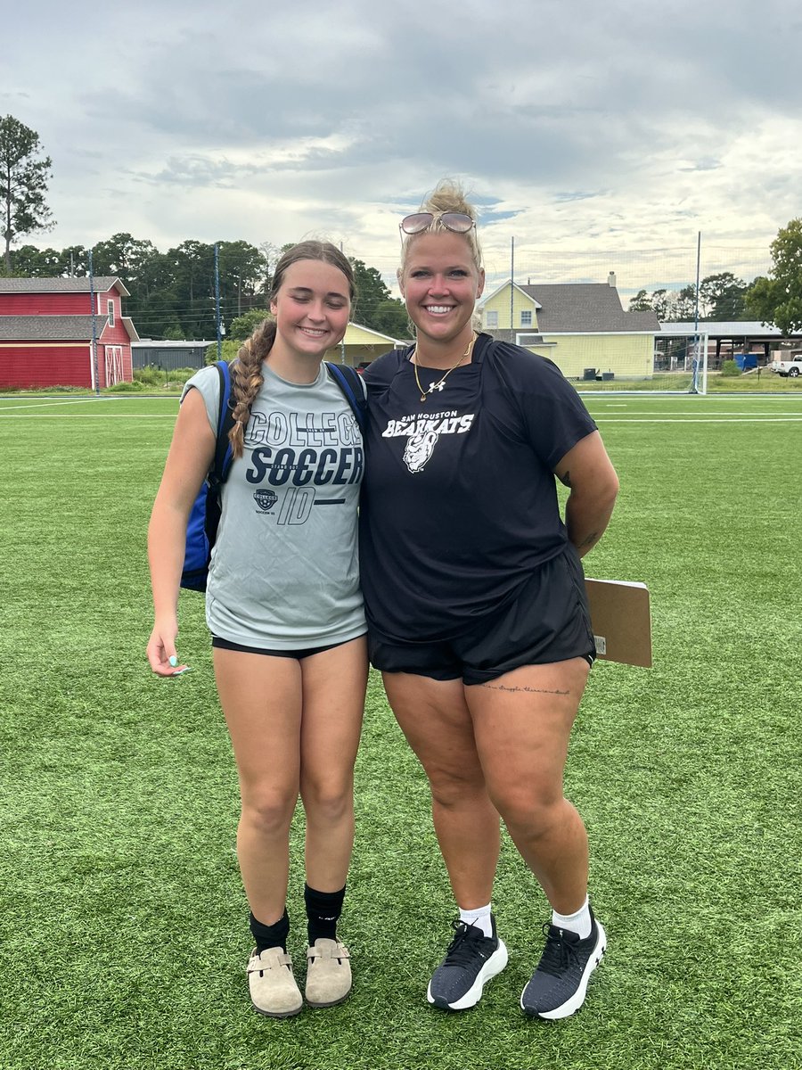 Thank you <a href="/CoachGusMota/">Gustavo Mota</a> and <a href="/CollegeSoccerID/">College Soccer ID</a> for the experience this past weekend.
<a href="/CoachAGreg/">Alyssa Gregory</a> <a href="/stephcradd/">Stephanie Cradduck</a> <a href="/spencervaldesp/">Spencer Valdespino</a>