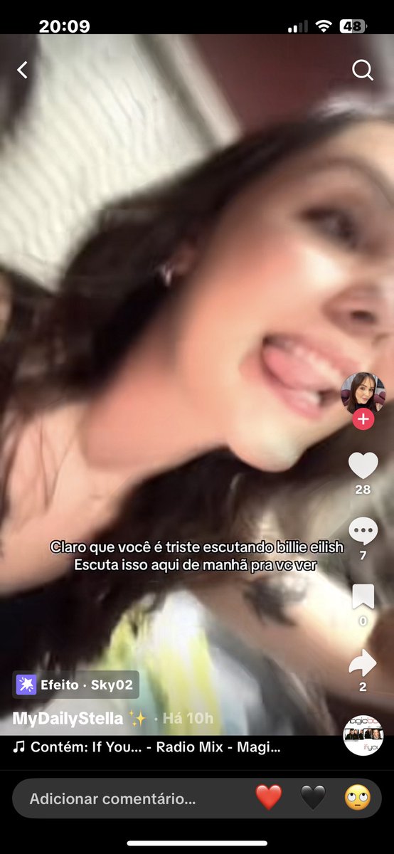 Pqp como alguém que eu nem conheço consegue me irritar profundamente lá da casa dela?