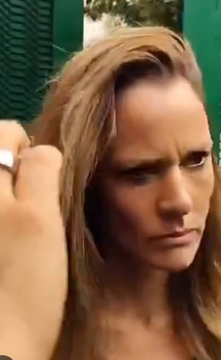 Ximena Pichel, conocida como "Lady racista" por agredir con insultos xenófobos a un policía que trató de infraccionarla, fue vinculada a proceso por el hecho pero no pisará la cárcel. 

Un juez le prohibió salir del país, acercarse al sitio en que cometió la falta, la obliga a