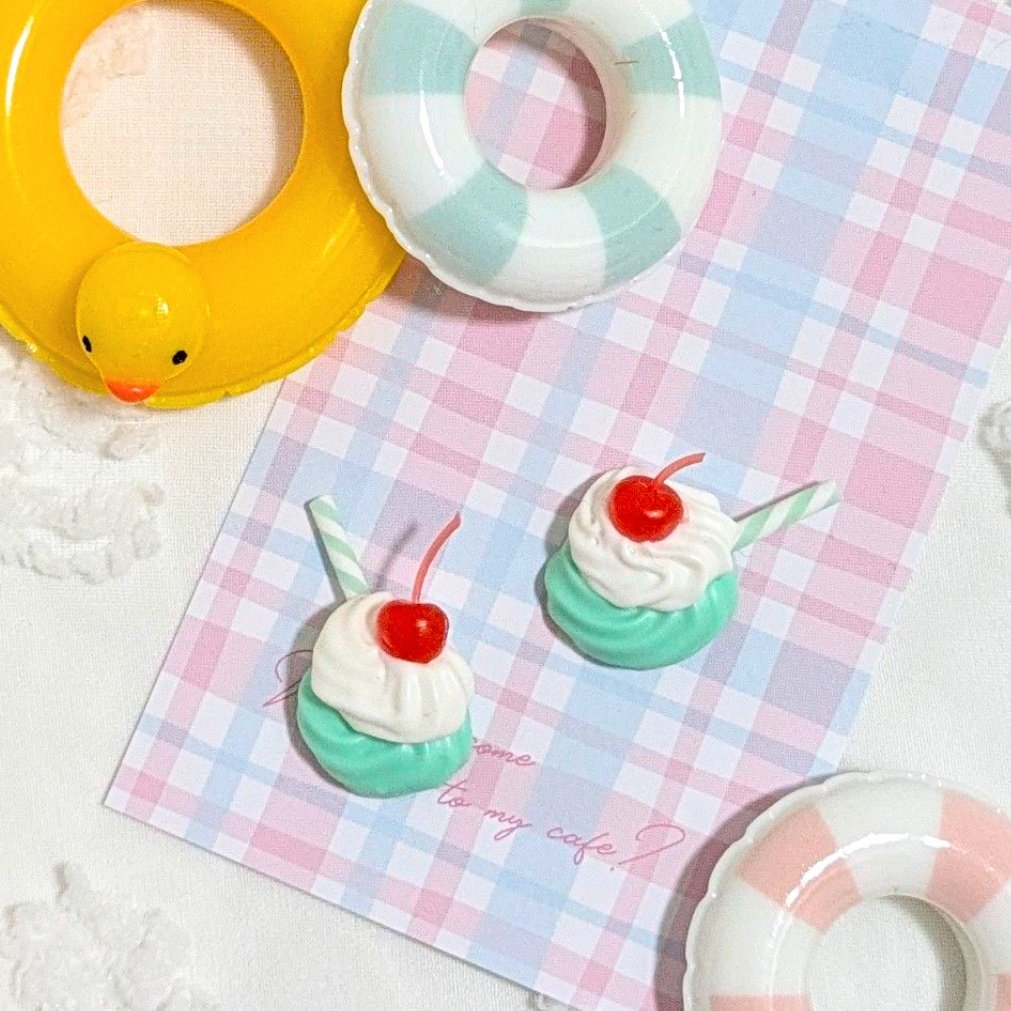 withWhippedC's tweet image. #暑いので涼しくなる画像を貼れ
🧊💘いろんな夏スイーツ揃ってます💖🫧
with Whipped Cream.
minne.com/@paranoia0