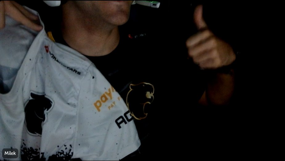 Dynasty (@dyn4sty_) on Twitter photo Só para registrar que se a Furia perder amanha já temos um culpado! Só para registrar que se a Furia perder amanha já temos um culpado!
