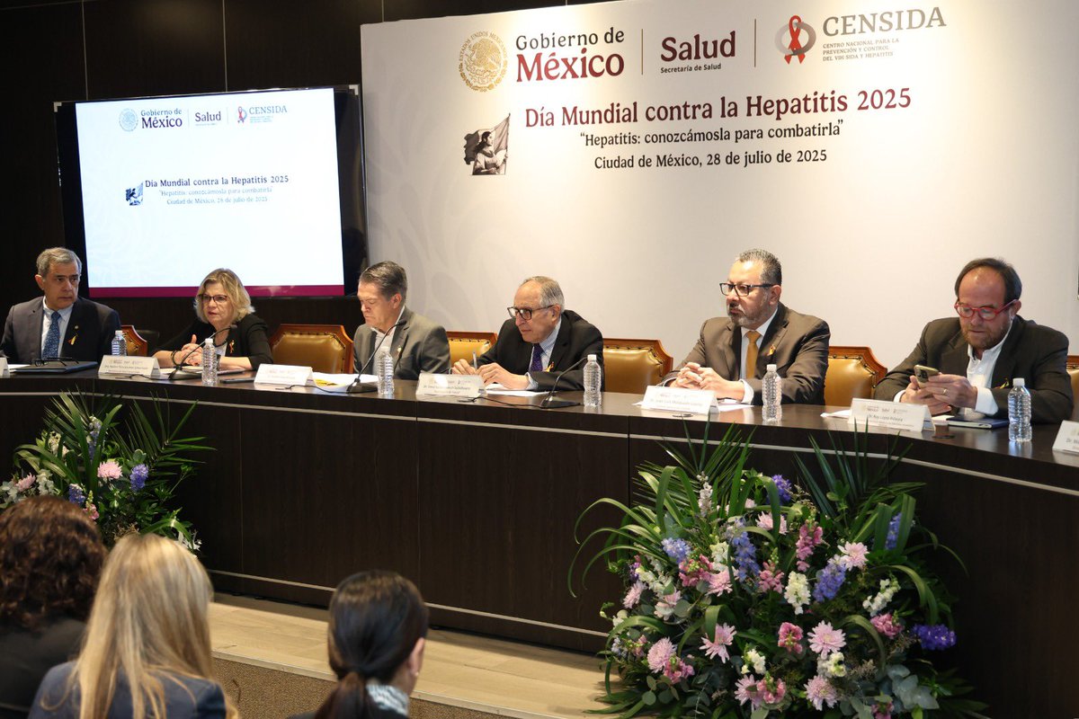 Hoy, en el #DíaMundialContraLaHepatitis, acompañamos a la <a href="/SSalud_mx/">SALUD México</a> en un acto protocolario de conmemoración. 

💪México y la @OPSOMS refuerzan alianza para eliminar la hepatitis C como problema de salud pública.