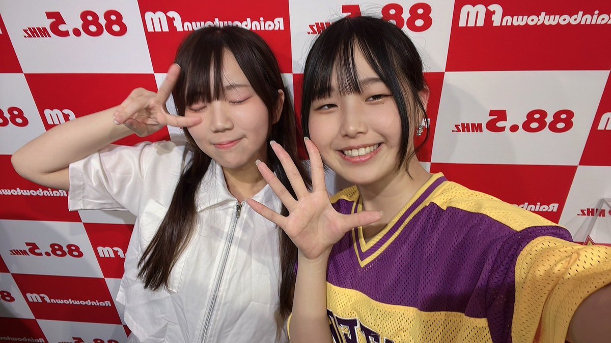 Summer_R_info's tweet image. 【📻#サマロケ情報✨】

／
「ラーメン大好き麺活ラジオ」 
#サマロケ ジャック🍜
＼

#麺ラジ 放送日程
7/27 (日) 17:30-18:00

🔻視聴方法
リスラジ  listenradio.jp
CHANNEL→関東→ #レインボータウンfm (88.5MHz)

SUMMER ROCKETから伊吹咲希と徳雅きょうが出演🩷💛📻…