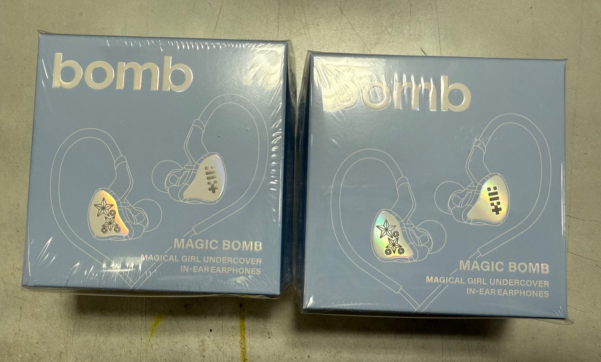 ILLIT】 ／ イヤモニ風イヤホンが可愛すぎると話題👀💙 ＼ 3rd Mini