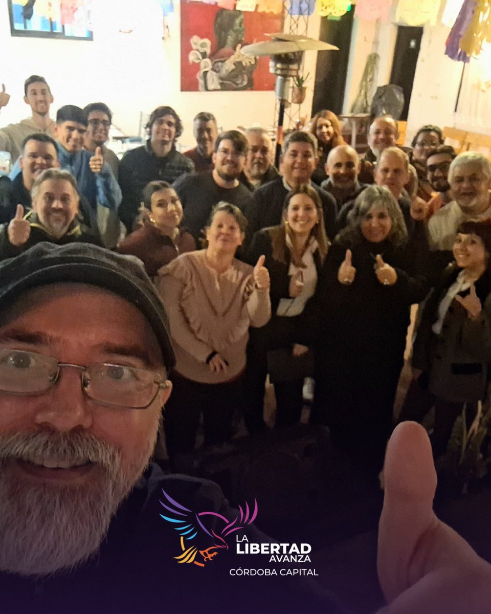 LLA_CbaCapital's tweet image. 💪🏻 La Libertad Avanza sigue formando fiscales en todo el territorio.
📍Esta vez fue en la Seccional 12, donde seguimos sumando vecinos comprometidos para defender cada voto, con convicción, claridad y organización.
💜 Cuidar cada voto, es cuidar la libertad.
¡Gracias a todos!