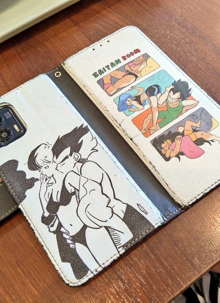 来日した🇫🇷の友人にリアルで初めて会ったら、私の絵でスマホケース作っててガチファンだった件。
🩵MerciMerciMerci🩵 <a href="/Rena_Ikari/">Rena</a>