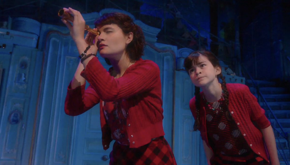 archivepippa's tweet image. phillipa soo in ‘amélie’ (2017)