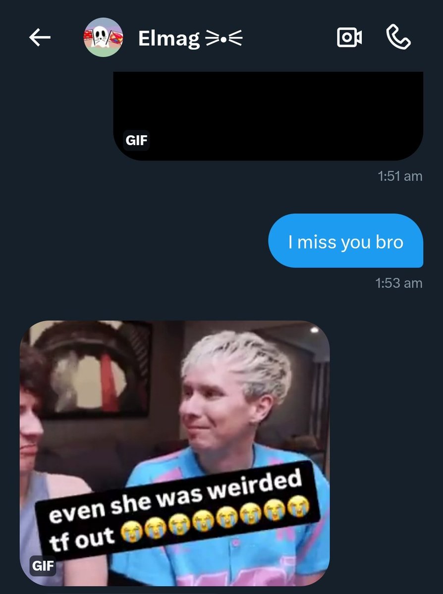 h0bbithair's tweet image. Guys @elmaggedon hates me :(