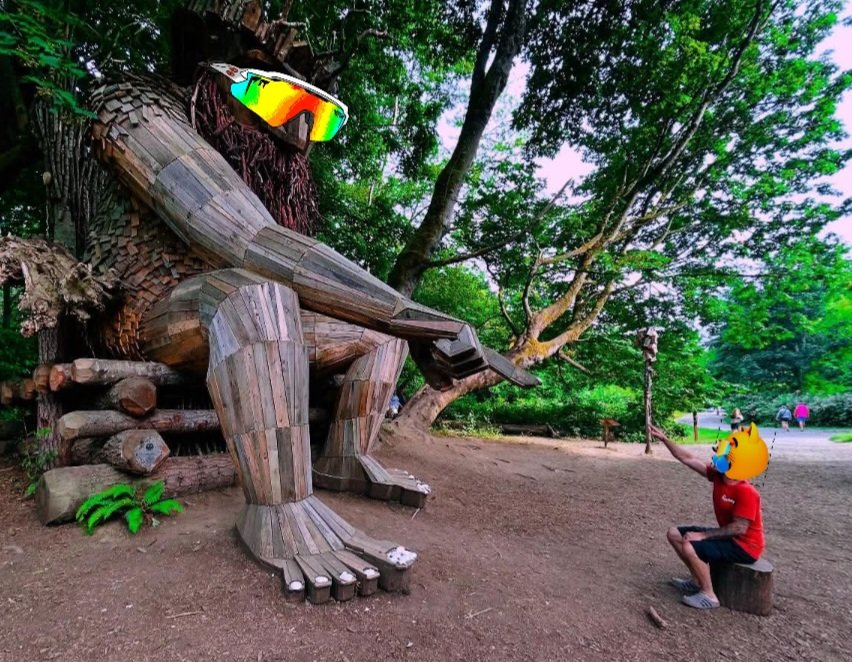 Take me to your mogger 
🫵😹