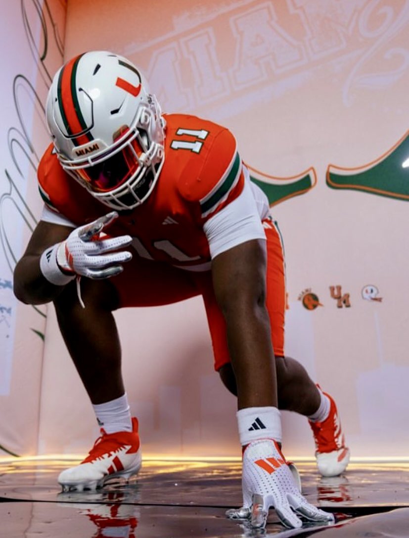 _DFranklin's tweet image. βWe want guys who wanna be Canes.β
β26 π§‘πππ½ #TrenchWork
@Anthonydk2026