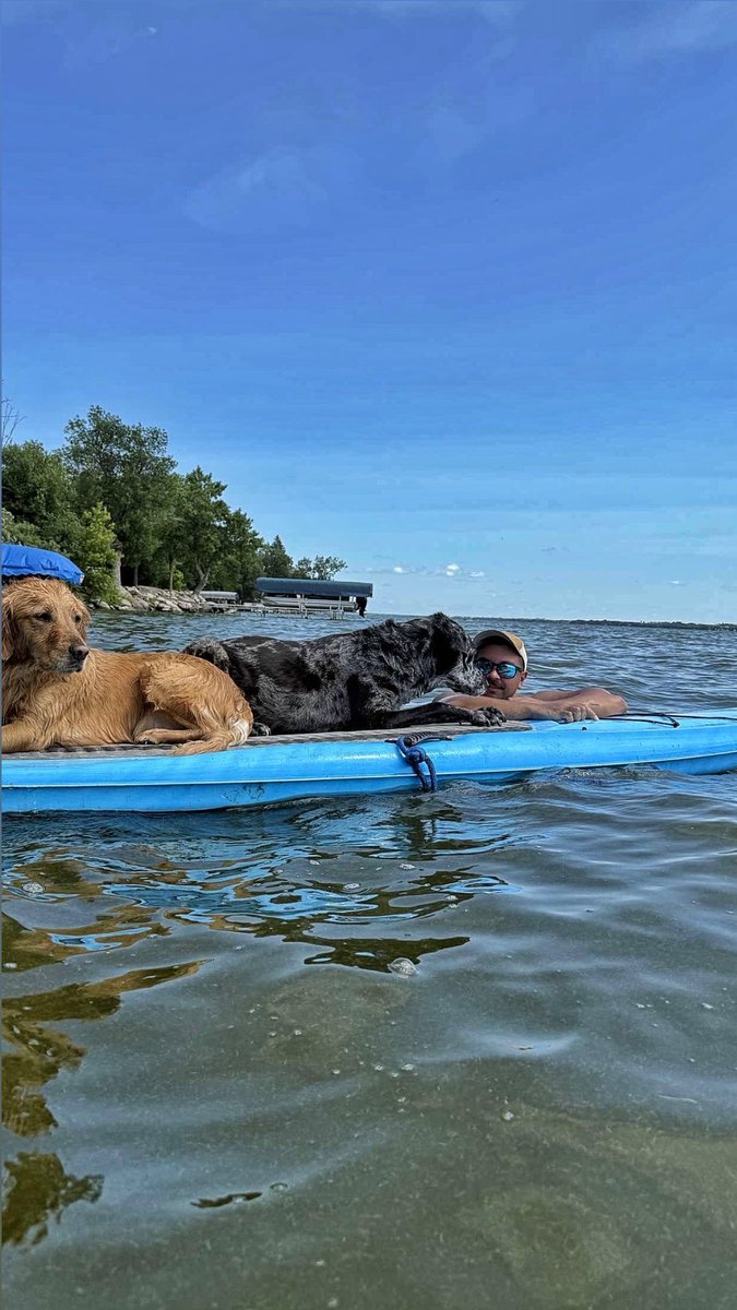 Relaxing day to celebrate 33 years 😅

#ImAnOldMan