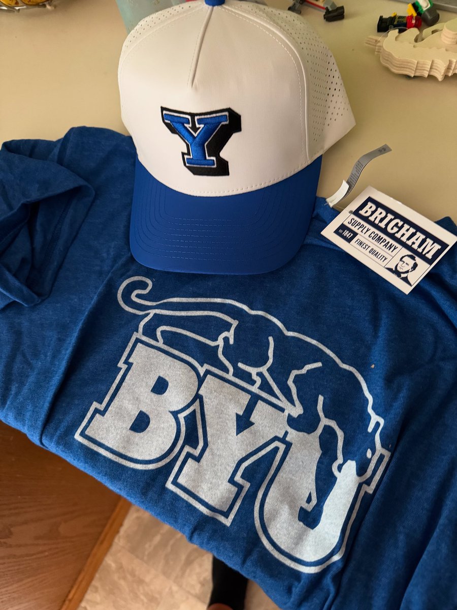 NickLee51's tweet image. New BYU gear for me in time for the 2025 season 🔥