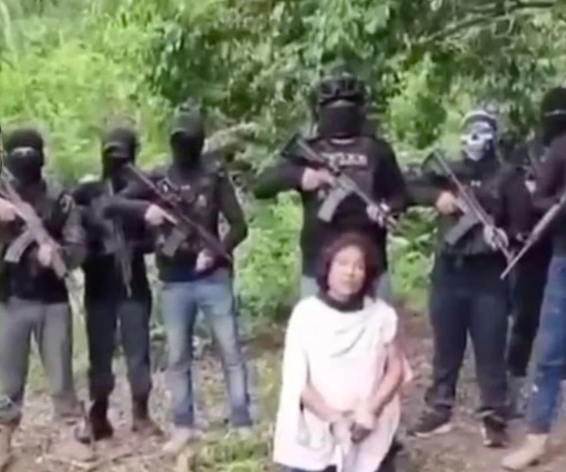 🔴 ¿QUIÉNES SON LA MAFIA VERACRUZANA Y POR QUÉ MATARON A LA MAESTRA IRMA HERNÁNDEZ?

El asesinato de la profesora jubilada Irma Hernández Cruz en Álamo Temapache, Veracruz, ha expuesto la crueldad del grupo criminal autodenominado Mafia Veracruzana, también conocido como Grupo