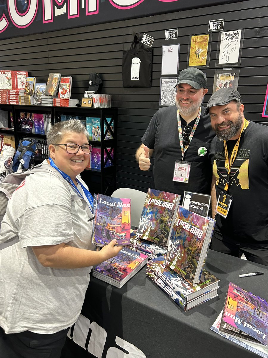 WynaughtP's tweet image. I was able to add to my rural midwestern comic collection by picking up an autographed copy of Local Man by @TonyFleecs  &amp;amp; @HackinTimSeeley at #SDCC while talking about the true Midwestern pronunciation of Bagel (bay gull). Pleasure meeting you guys.