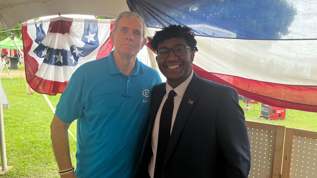 Montez4congress's tweet photo. Honored to speak today with the Stephenson County Democrats.

Thank you to Kevin Lamm for the invitation,

Grateful to all the members from Stephenson and neighboring counties who showed up at the county fair.

#stephensoncounty #FightingForOurFuture #goodtrouble. https://t.co/CUYS9Vt6gx