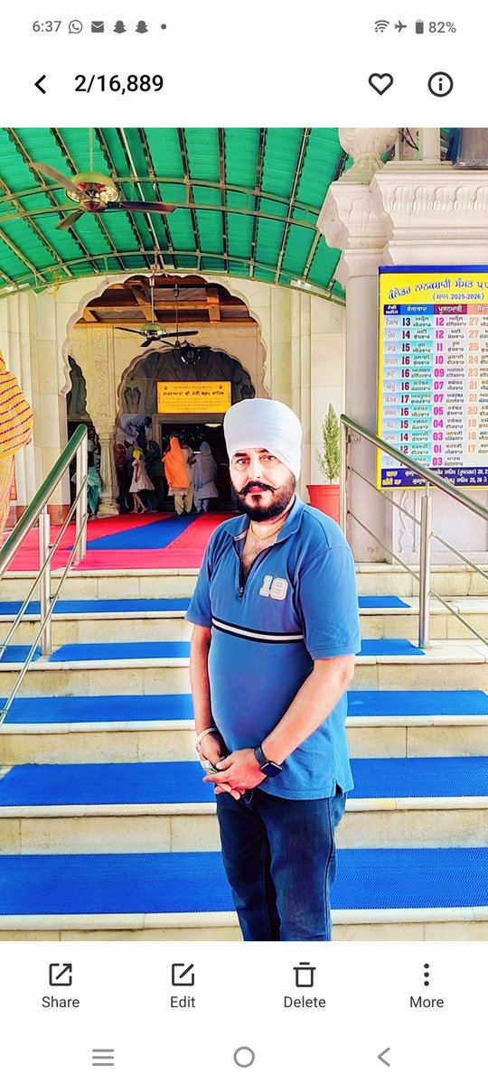 dalbir_singh75's tweet image. यही वह पवित्र स्थल है जहाँ छोटे साहिबज़ादे — बाबा ज़ोरावर सिंह जी, बाबा फतेह सिंह जी और माता गुजरी जी के पार्थिव शरीरों का संस्कार हुआ था। कोटि-कोटि प्रणाम जी 🌹🙏
#GurudwaraJyotisahib
@dalbir_singh75
@MohdWaseemINC @pin2ujain @MahiDJi2Boss22 @AmanYaduvanshiS @ShadowSakshi