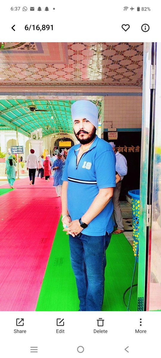 dalbir_singh75's tweet image. यही वह पवित्र स्थल है जहाँ छोटे साहिबज़ादे — बाबा ज़ोरावर सिंह जी, बाबा फतेह सिंह जी और माता गुजरी जी के पार्थिव शरीरों का संस्कार हुआ था। कोटि-कोटि प्रणाम जी 🌹🙏
#GurudwaraJyotisahib
@dalbir_singh75
@MohdWaseemINC @pin2ujain @MahiDJi2Boss22 @AmanYaduvanshiS @ShadowSakshi