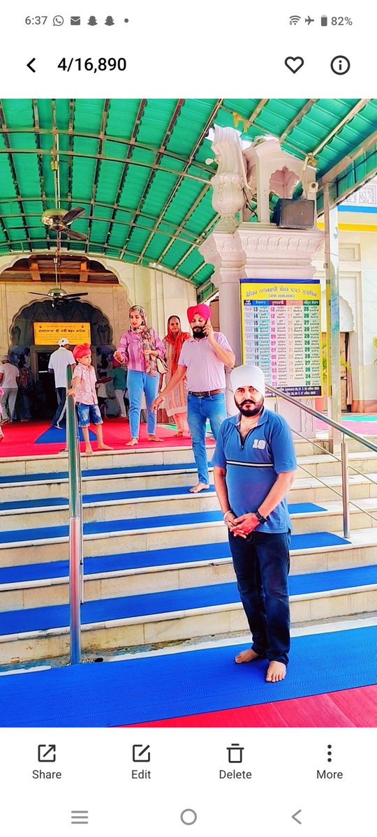 dalbir_singh75's tweet image. यही वह पवित्र स्थल है जहाँ छोटे साहिबज़ादे — बाबा ज़ोरावर सिंह जी, बाबा फतेह सिंह जी और माता गुजरी जी के पार्थिव शरीरों का संस्कार हुआ था। कोटि-कोटि प्रणाम जी 🌹🙏
#GurudwaraJyotisahib
@dalbir_singh75
@MohdWaseemINC @pin2ujain @MahiDJi2Boss22 @AmanYaduvanshiS @ShadowSakshi
