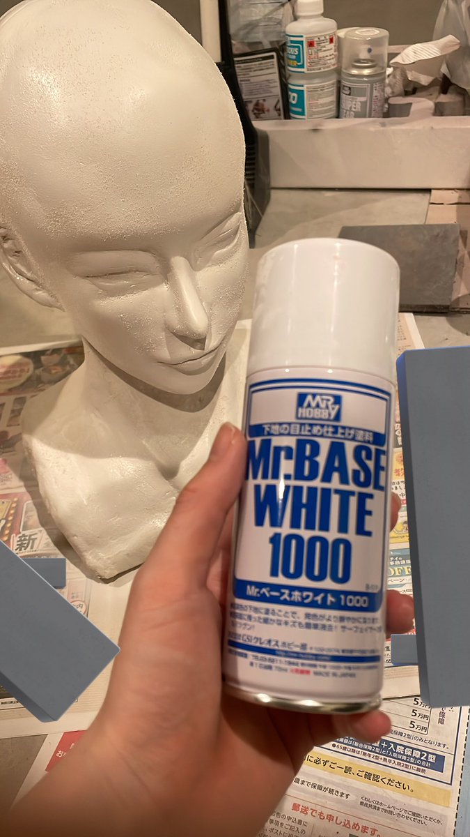 ddd_6x's tweet image. サフ塗った！しかし素材上ケバケバしてしまってるのでまた1200番とかで削って綺麗になるまで繰り返す🌚サフはおなじみミスターベースホワイトです🌚