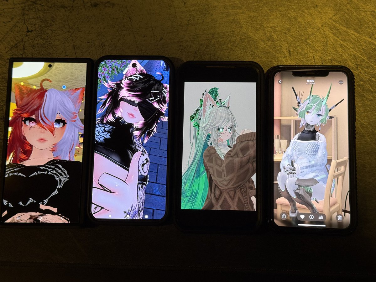 Dentonh_VR's tweet image. Had a little irl get together today, still going to see the Fantastic 4 movie tonight!!