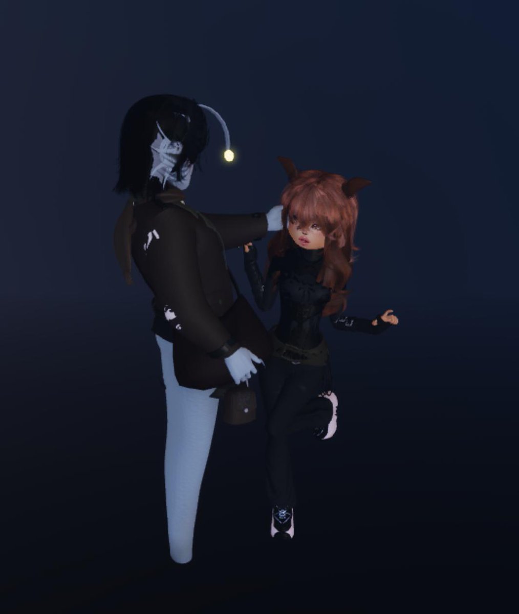 Sk_e_tch_i's tweet image. This is so stupid but my friend and I had an idea-