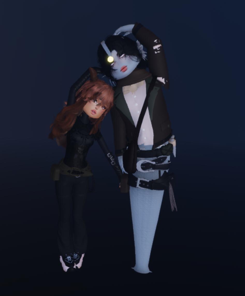 Sk_e_tch_i's tweet image. This is so stupid but my friend and I had an idea-