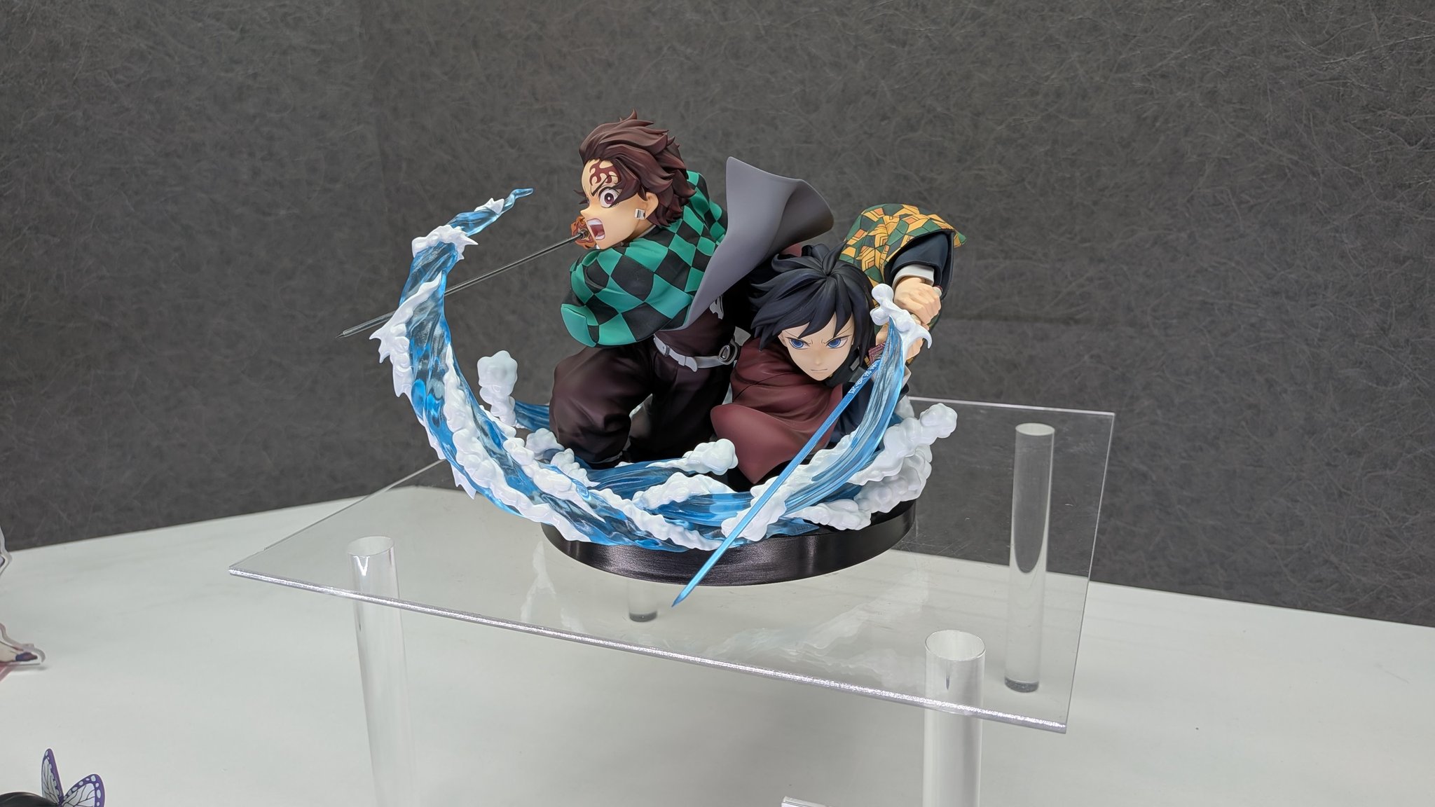 鬼滅の刃アニプレックスくじ A賞 炭治郎＆義勇 鬼滅の刃