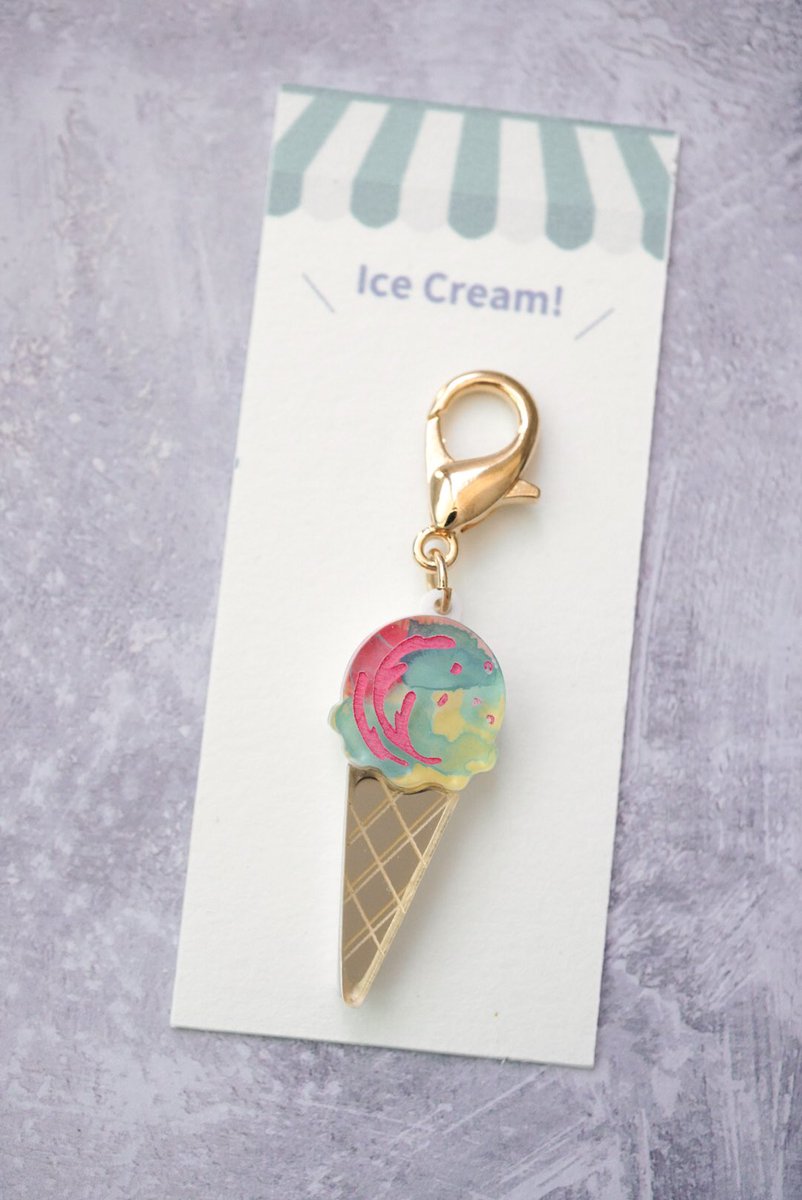 fdona_m's tweet image. おはよー！トロピカル🏝️なアイス🍨