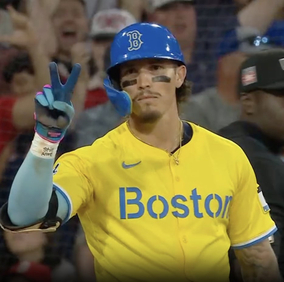 RedSox's tweet photo. How many triples Jarren has hit tonight: https://t.co/1jpnjpWlwp